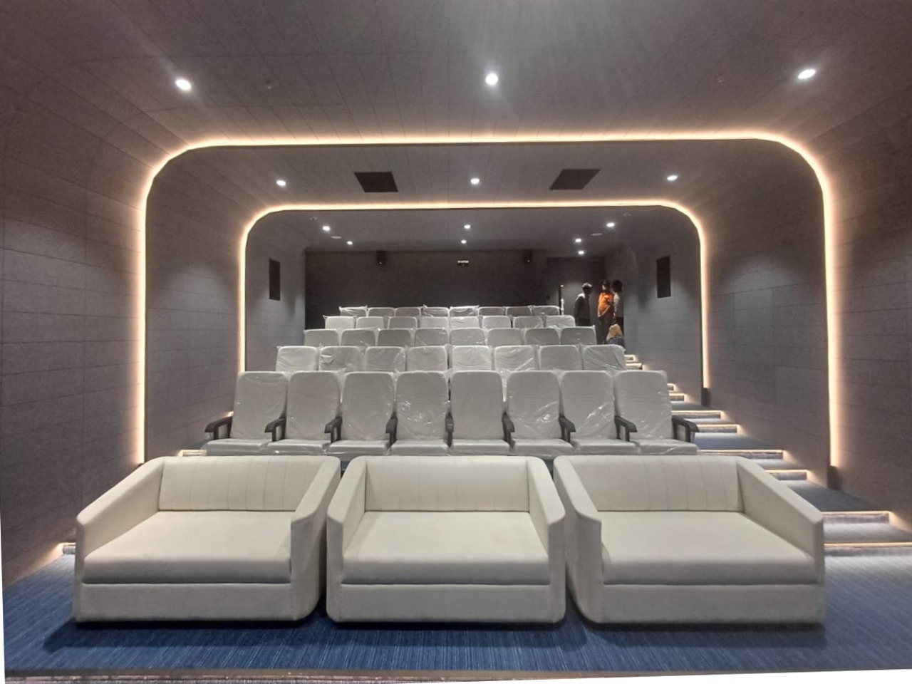 Completed tiered mini theatre